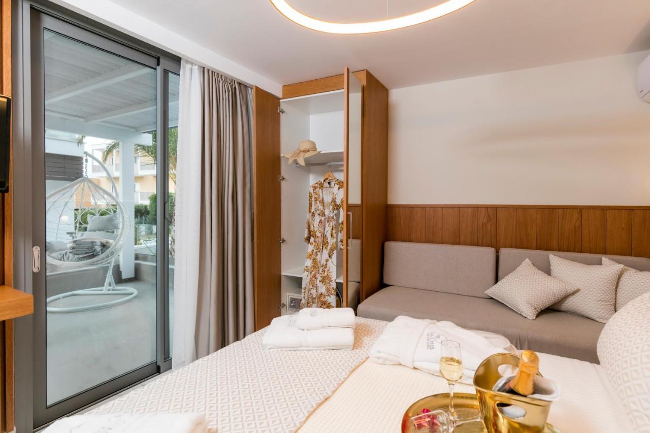 Pachis Escape Suites Екстериор снимка