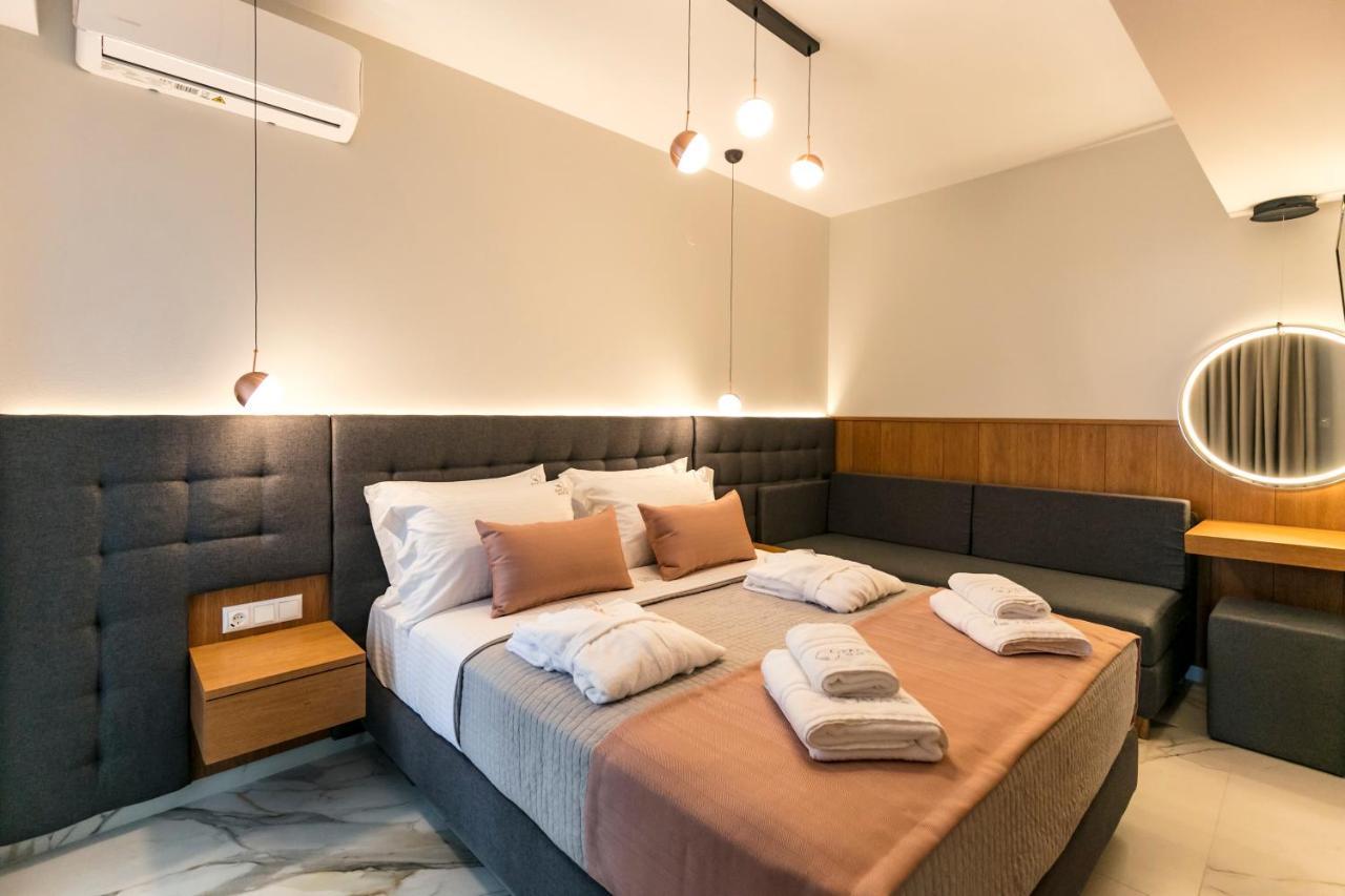 Pachis Escape Suites Екстериор снимка
