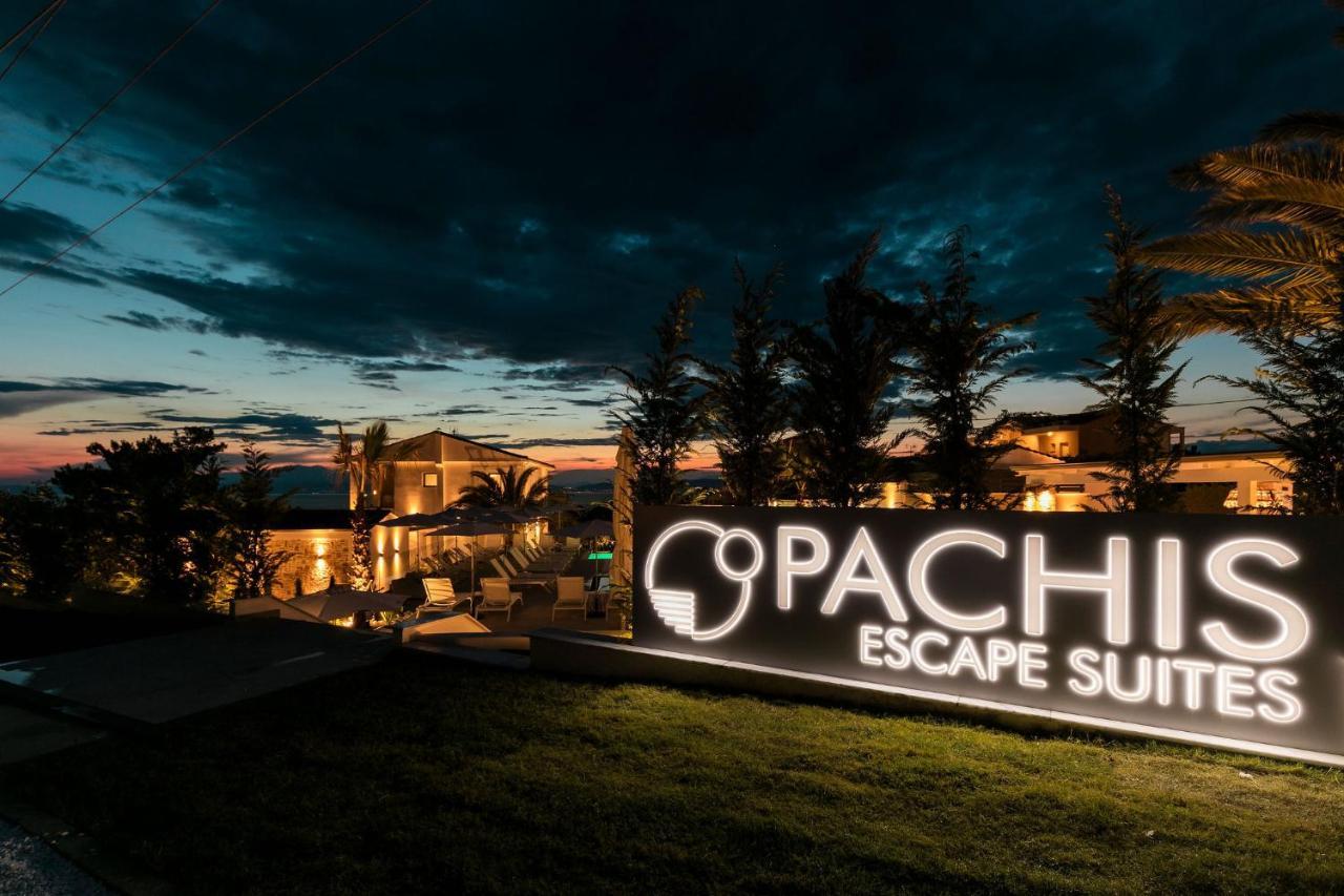 Pachis Escape Suites Екстериор снимка